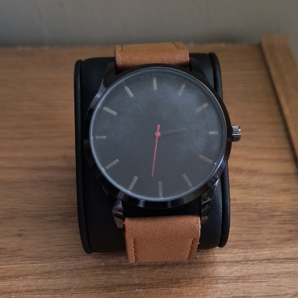 Minimalist Black and Tan Watch